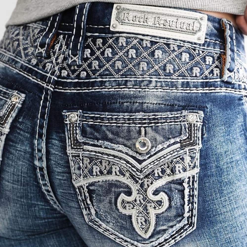 ❤️NeW❤️ ROCK REVIVAL ROSEWOOD EMBROIDERED BLING EASY SKINNY JEANS SIZE 29